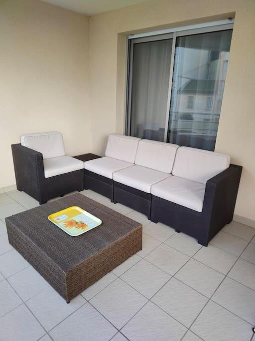 Appartement 2 Pieces Avec Une Grande Terrasse, 3 Etoiles, Wifi, Box Pour Vehicule Et Velos Les Sables-dʼOlonne Eksteriør billede