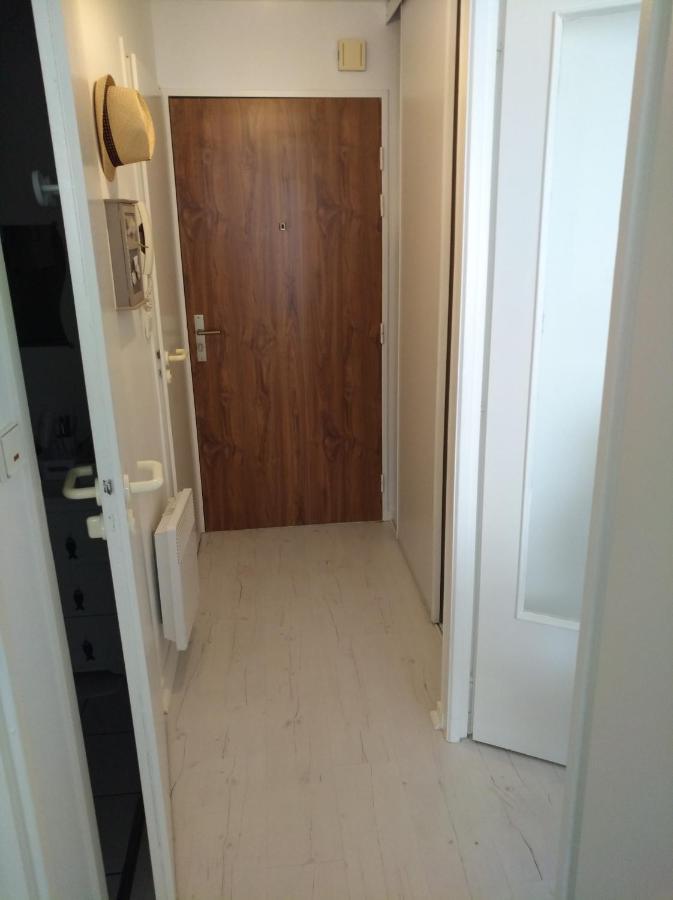 Appartement 2 Pieces Avec Une Grande Terrasse, 3 Etoiles, Wifi, Box Pour Vehicule Et Velos Les Sables-dʼOlonne Eksteriør billede