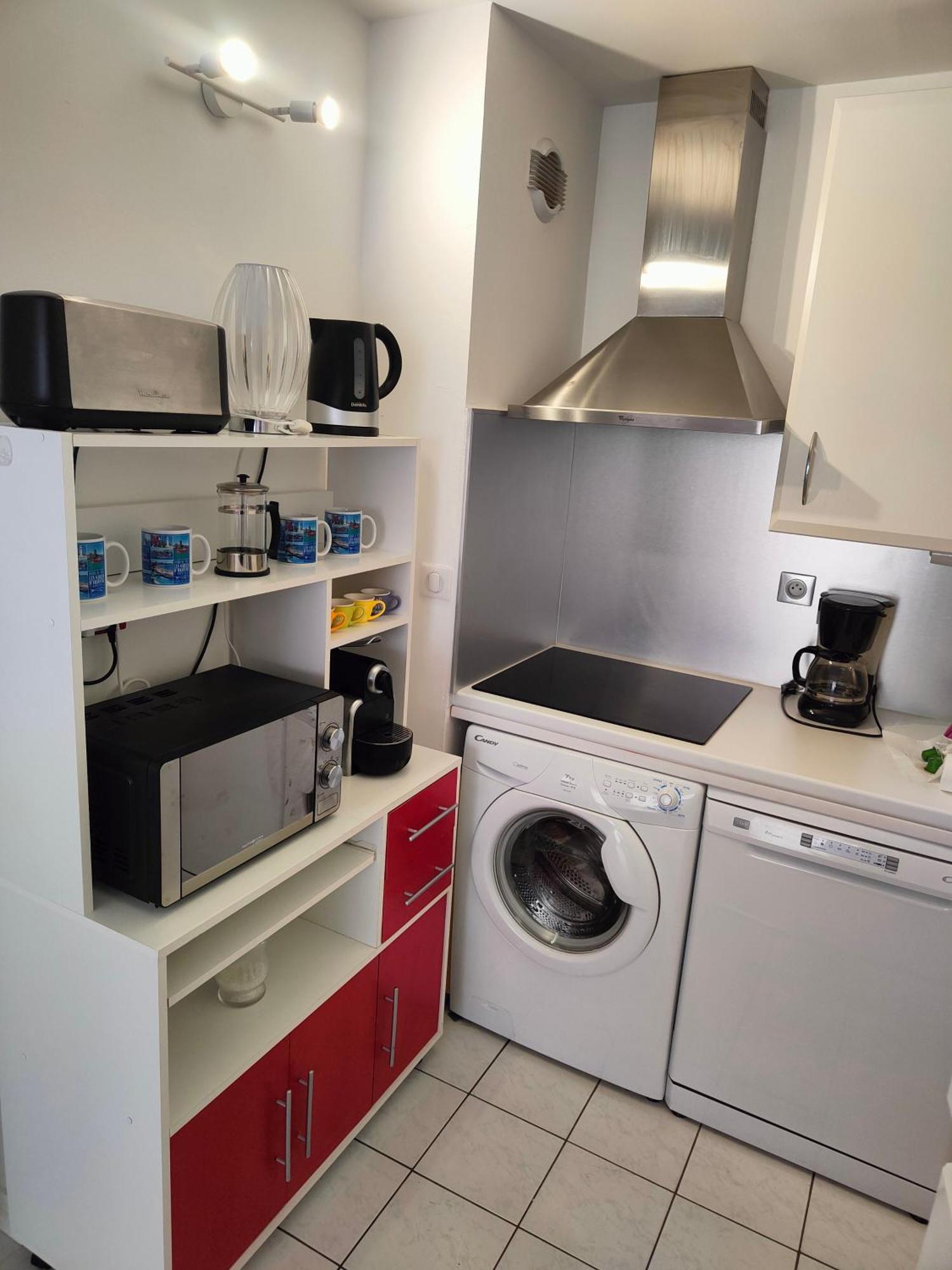 Appartement 2 Pieces Avec Une Grande Terrasse, 3 Etoiles, Wifi, Box Pour Vehicule Et Velos Les Sables-dʼOlonne Eksteriør billede