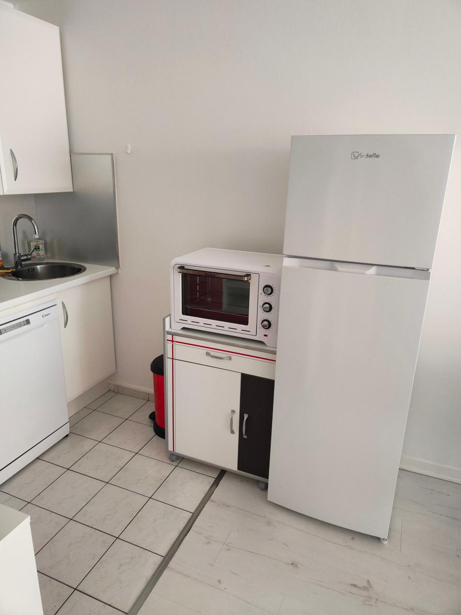 Appartement 2 Pieces Avec Une Grande Terrasse, 3 Etoiles, Wifi, Box Pour Vehicule Et Velos Les Sables-dʼOlonne Eksteriør billede